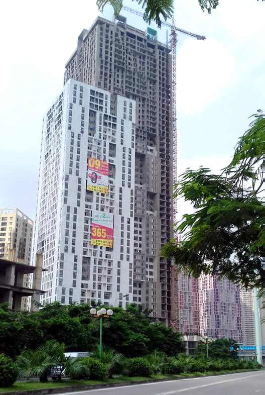 Sau 2 tháng tung ra chính sách bán hàng “khủng”, HPC Landmark 105 bây giờ ra sao?