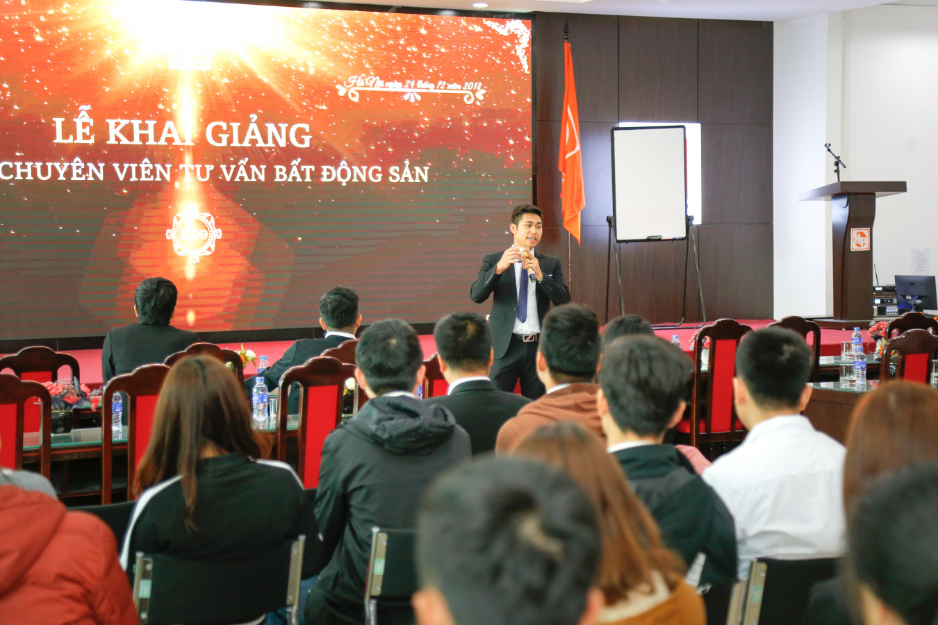 Đào tạo Hội nhập cho chuyên viên tư vấn Bất động sản