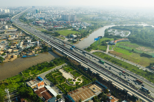 Doanh nghiệp địa ốc tê liệt vì hồ sơ bị 'ngâm' hàng chục tháng
